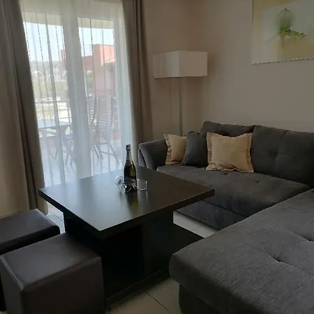 Marina Residence Apartma Burin Apartman